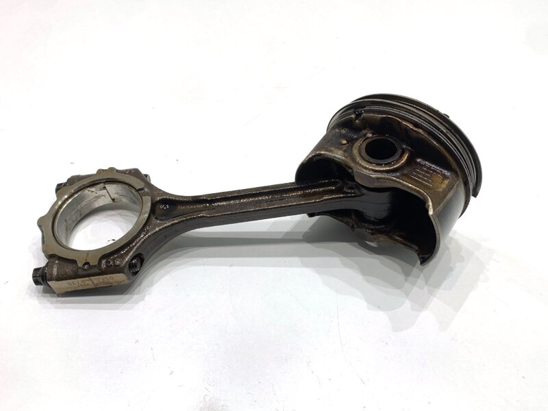 Píst S ojnicí Hyundai I20 II (GB, IB) 2014 - 2022 G4LC