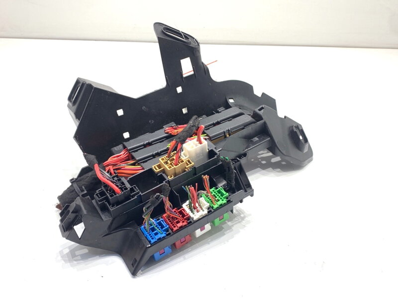 Pojistková skříňka Audi Q8 (4MN) 2018 - 2022 4M0971845BR