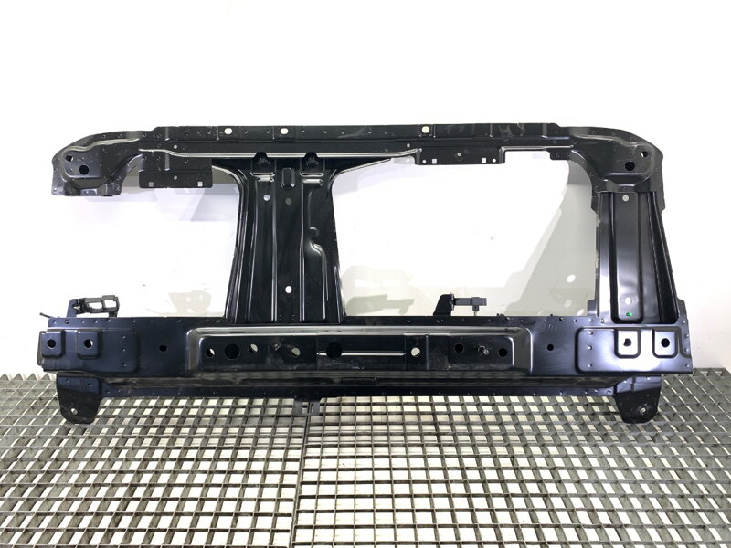 Uchycení sedadla lavice / sedačky zadní Audi Q8 (4MN) 2018 - 2022 4M8885677