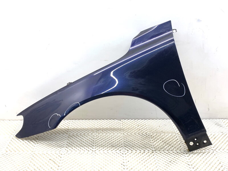 Blatník levý přední Volvo V70 III (135) 2007 - 2016