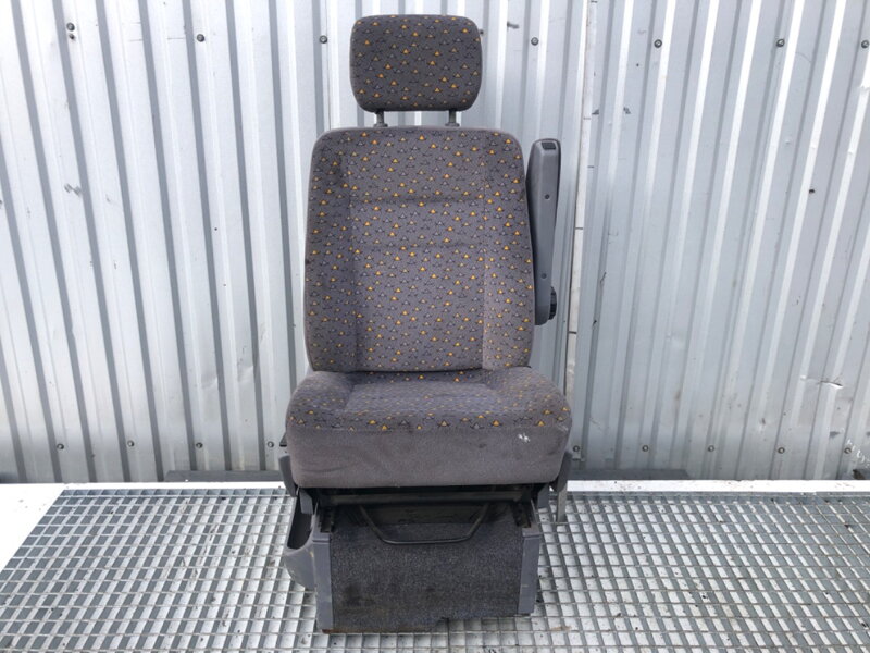 Sedadlo pravé přední Mercedes-benz Vito Autobus (W638) 1996 - 2003