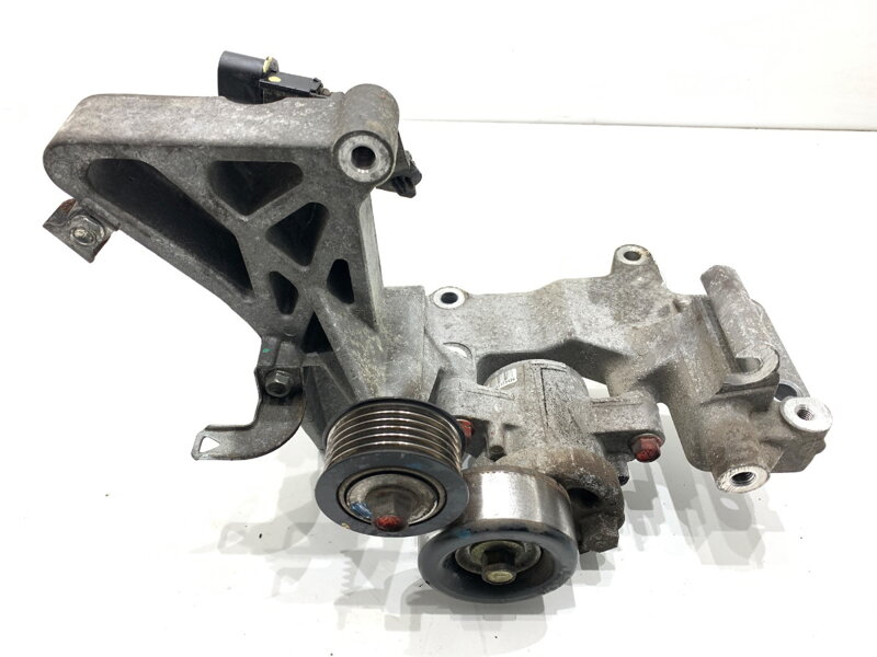 Držák uchycení alternátoru Mitsubishi Outlander III (GG_W, GF_W, ZJ, ZL, ZK) 2010 - 2022