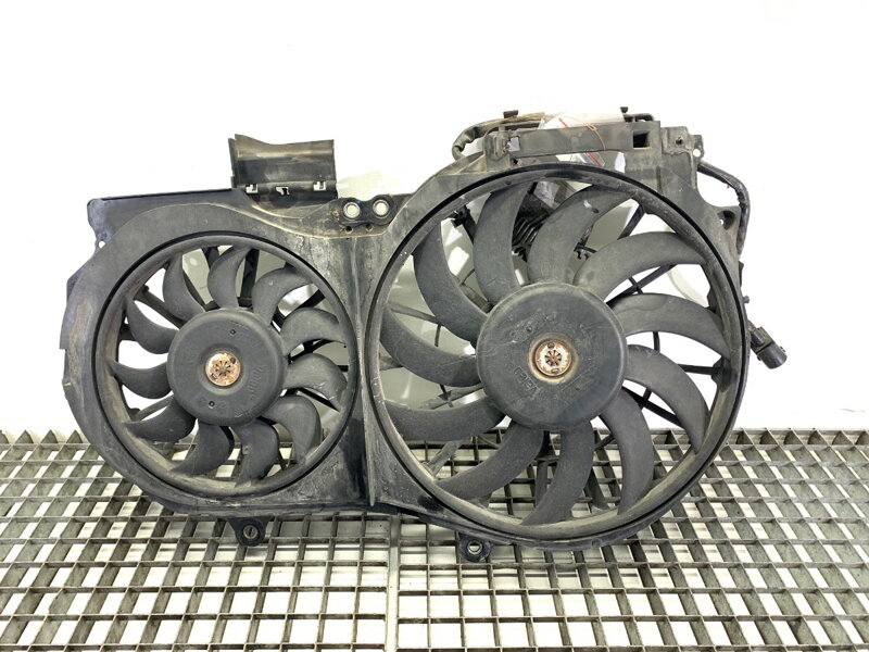 Ventilátor chladiče Audi A4 B6 (8E2) 2000 - 2005