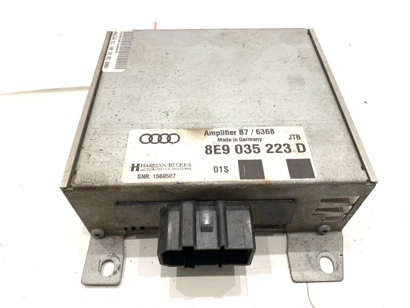Zesilovač Audi A4 B6 Avant (8E5) 2000 - 2005 8E9035223D