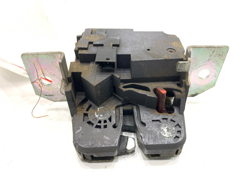 Zámek víka kufru zadní Mercedes-benz Class A (W169) 2004 - 2012 1697400036