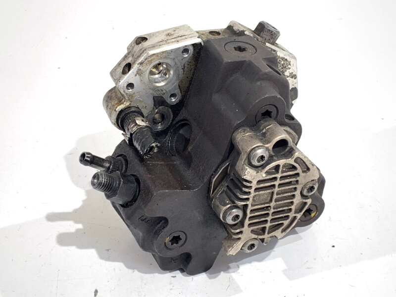 Vstřikovací čerpadlo Volvo S60 I (384) 2000 - 2010 8642778