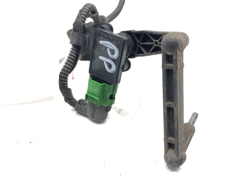 Čidlo náklonu xenon pravý přední Audi A6 C8 Avant (4A5) 2018 - 2022 4K0907504A