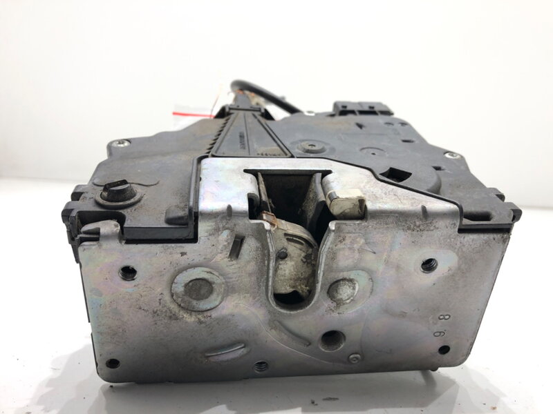 Zámek dveří pravý zadní Opel Corsa D (S07) 2006 - 2014 13258267