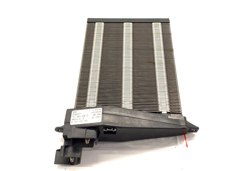 Radiátor topení elektrická VW Golf V (1K1) 2003 - 2010 1K0963235C