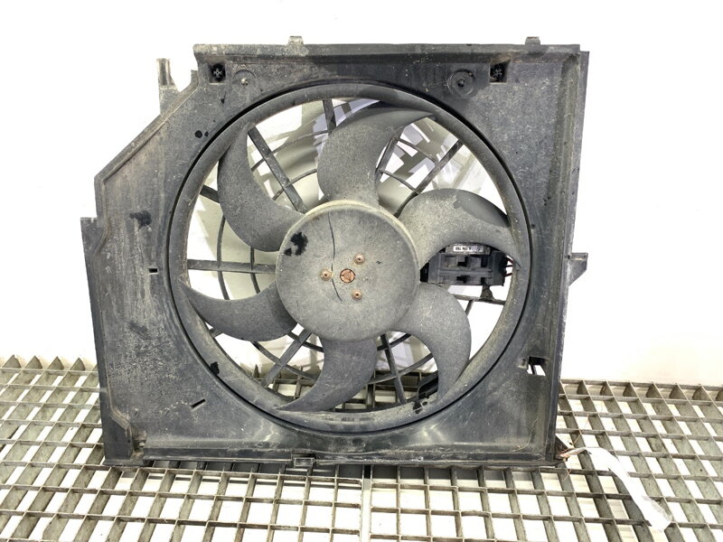 Ventilátor chladiče BMW 3 Compact (E46) 2001 - 2005 0130303874