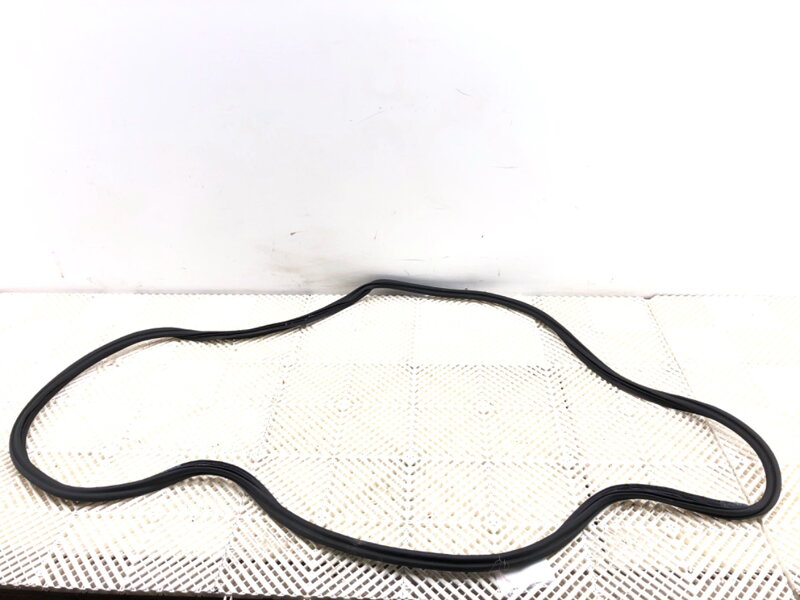 Těsnění víka kufru kufru VW Arteon (3H7, 3H8) 2017 - 2022 3G8827705