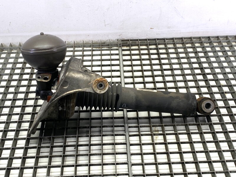 Tlumič pravý přední Citroen C5 III (RD_) 2008 - 2022 9674996780