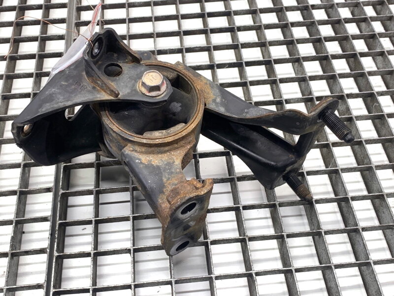 Držák převodovky převodů Lexus CT (ZWA10_) 2010 - 2022