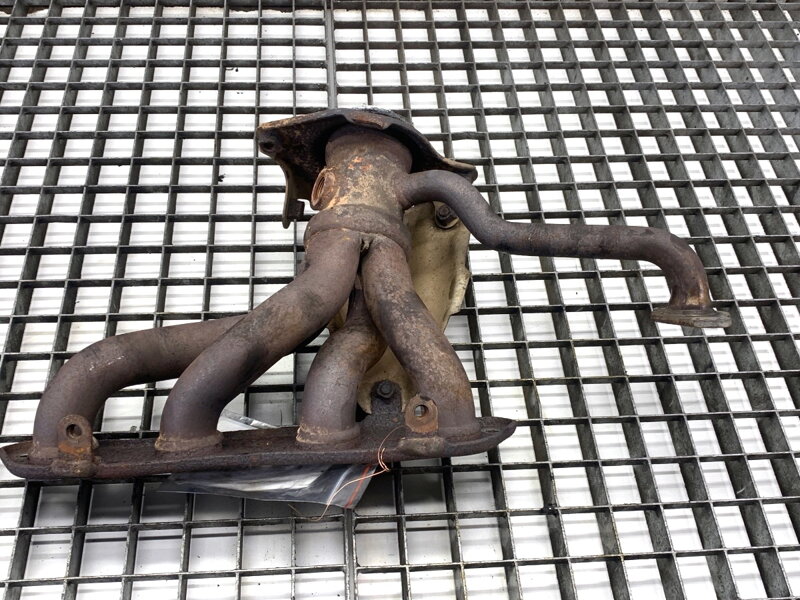 Svody výfukový Lexus CT (ZWA10_) 2010 - 2022