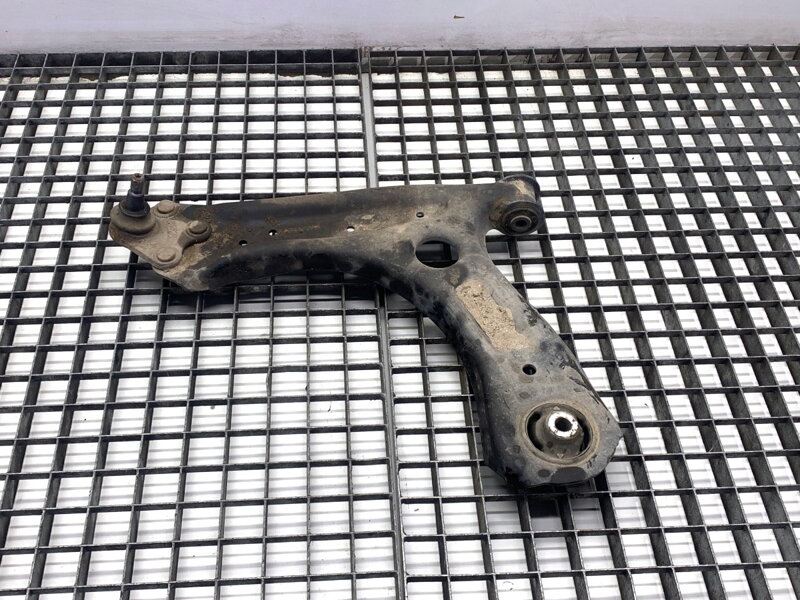 Rameno levé přední Skoda Fabia III (NJ3) 2014 - 2022 6R0407151F