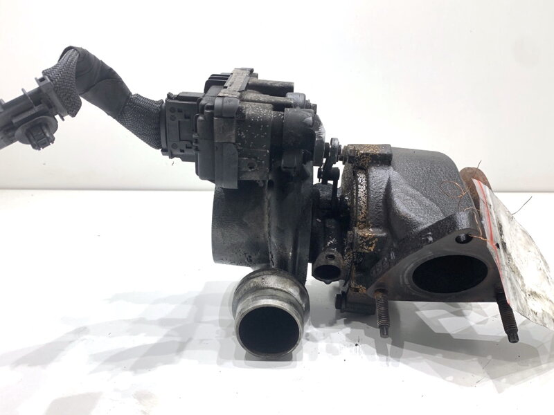 Turbo Jaguar F-pace (X761) 2015 - 2022