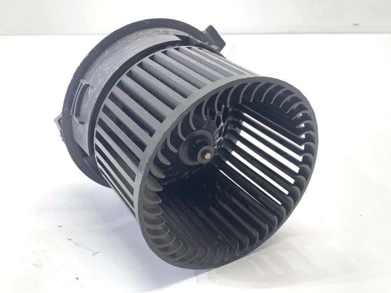 Ventilátor topení Peugeot 2008 I (CU_) 2013 - 2022 T1013140A