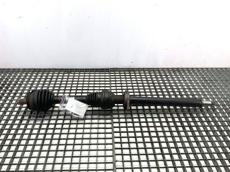 Poloosa pravá přední Mercedes-benz Class A (W176) 2012 - 2018 A2463303000