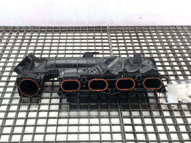 Sací potrubí Mercedes-benz Class A (W176) 2012 - 2018 A2700900737