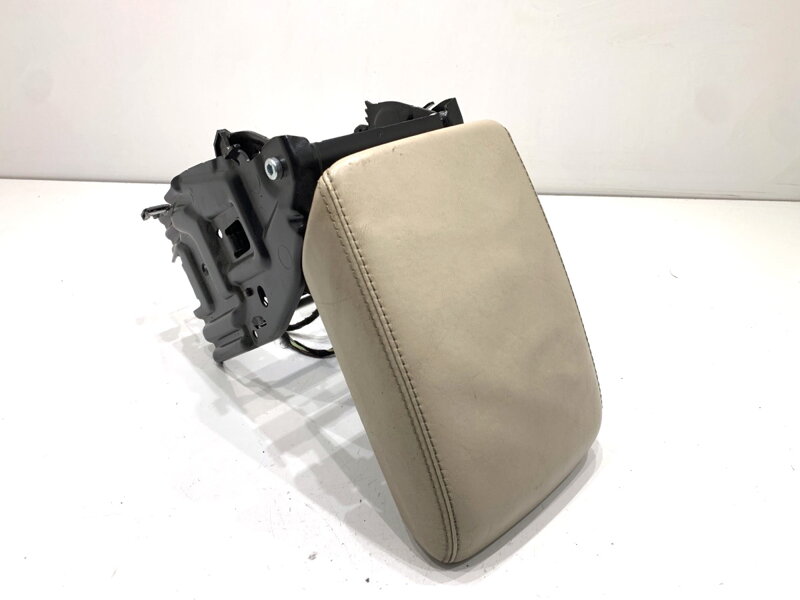 Loketní opěrka Audi A5 (8T3) 2007 - 2017