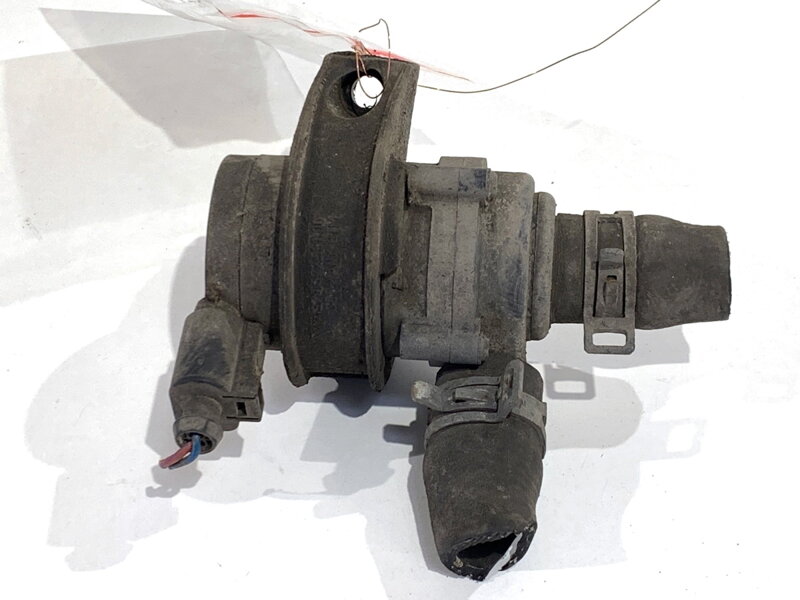 Přídavná vodní pumpa Porsche Panamera (970) 2009 - 2017 7L0965561L