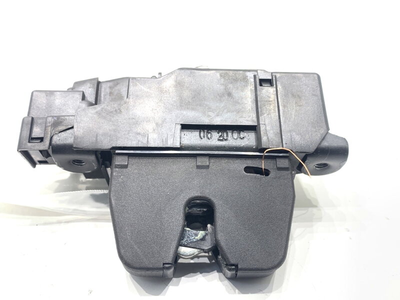 Zámek víka kufru zadní Peugeot 308 II (LB_, LP_, LW_, LH_, L3_) 2013 - 2021 9816195380