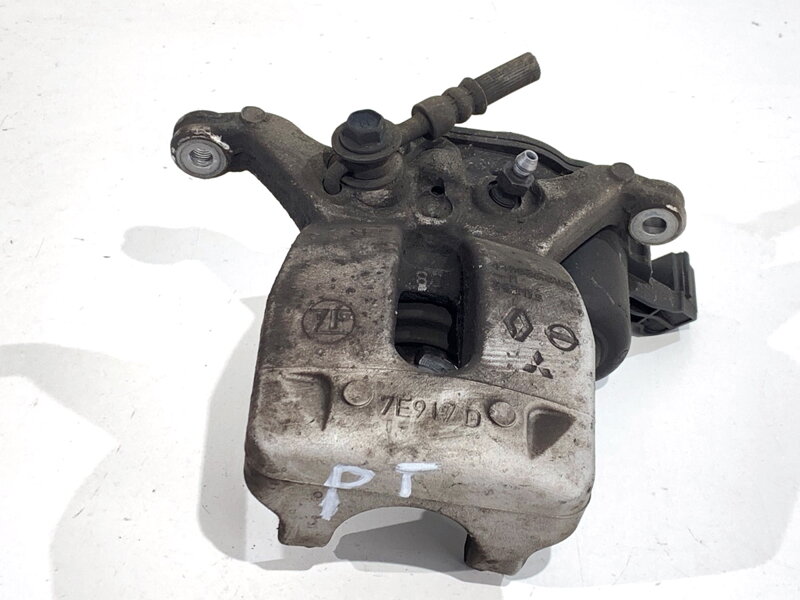 Brzdový třmen pravý zadní Nissan Qashqai III (J12) 2021 - 2022