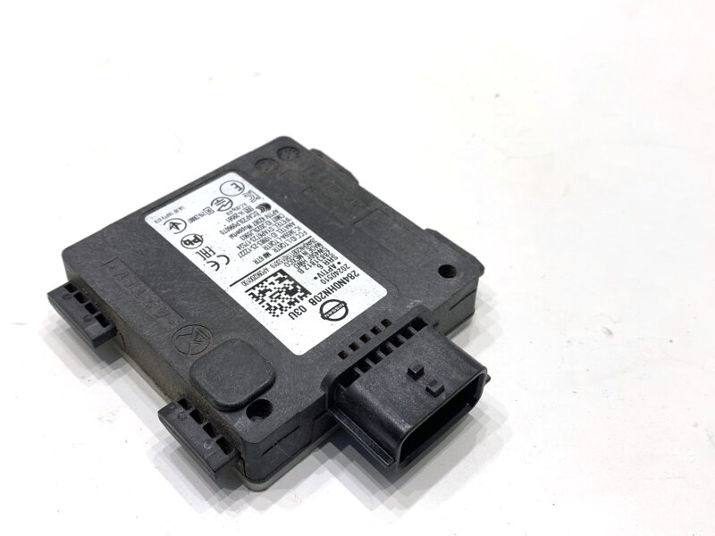 Čidlo mrtvého pole Nissan Qashqai III (J12) 2021 - 2022 284N0HN20B