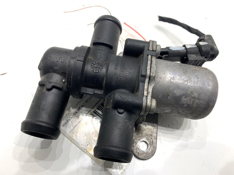 Vodní ventil Skoda Superb III Kombi (3V5) 2015 - 2022 5Q0906457C