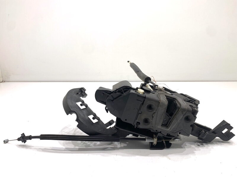 Zámek dveří levý zadní Jaguar XF I (X250) 2008 - 2015 8X2A-26413-BC