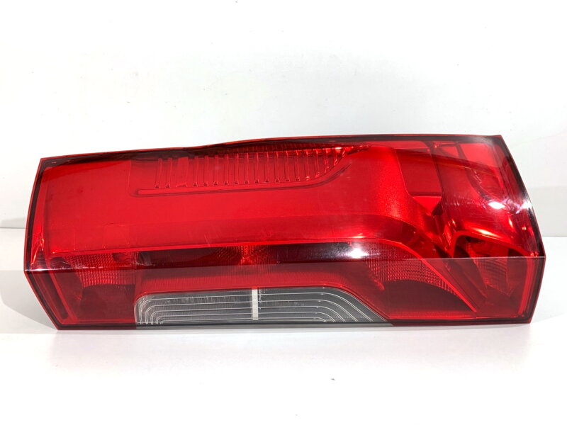 Světlo pravé zadní Mercedes-benz Sprinter 3 , 5-T Tourer BUS (B907) 2018 - 2022