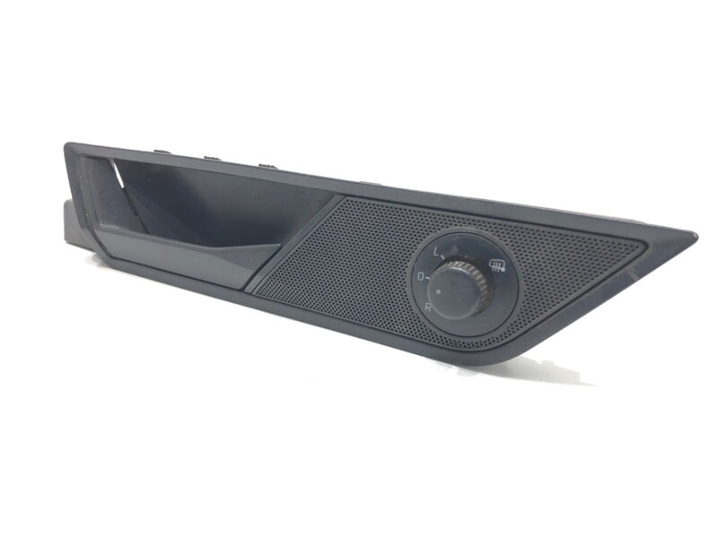 Klika vnitřní levá přední Skoda Fabia III Kombi (NJ5) 2014 - 2022