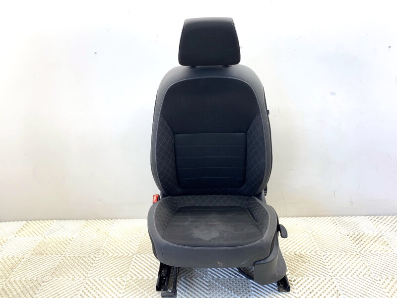 Sedadlo levé přední Skoda Fabia III (NJ3) 2014 - 2022