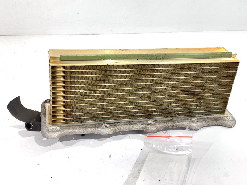 Chladič intercooleru VW Golf VII (5G1, BQ1, BE1, BE2) 2012 - 2022 04E145749F