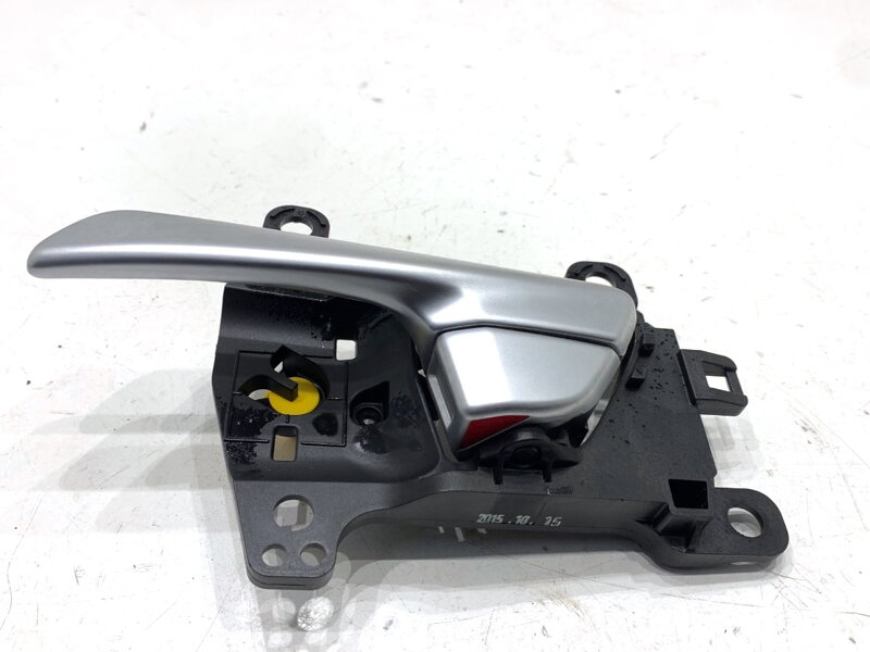 Klika vnitřní levá přední Hyundai Tucson (TL, TLE) 2015 - 2022