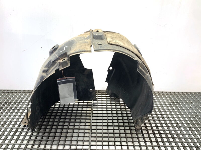 Podblatník levý přední Renault Arkana I (LCM_) 2019 - 2022