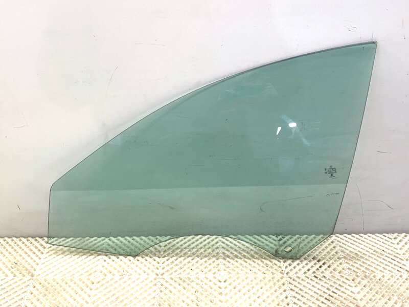 Okno levé přední Mercedes-benz CLA Coupe (C117) 2013 - 2019