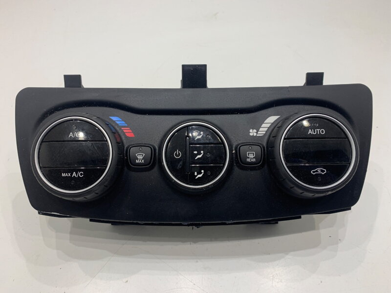 Panel ovládání ventilace Fiat Tipo Liftback (356_) 2016 - 2022 07356601360