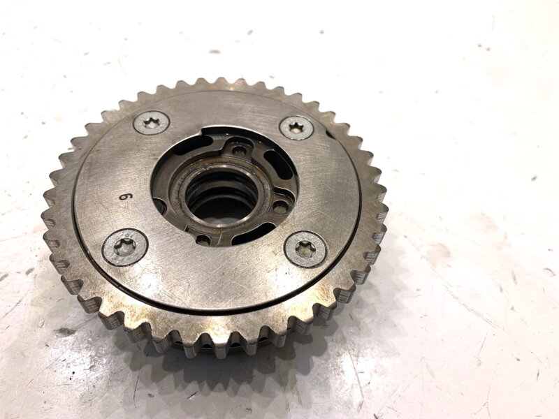 Kolo proměnných FÁZ BMW 5 (G30, F90) 2016 - 2022 8601046