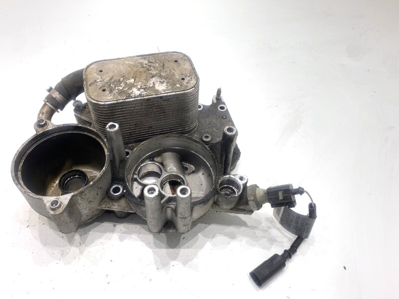 Základna filtru oleje Audi A5 (8T3) 2007 - 2017 059971379