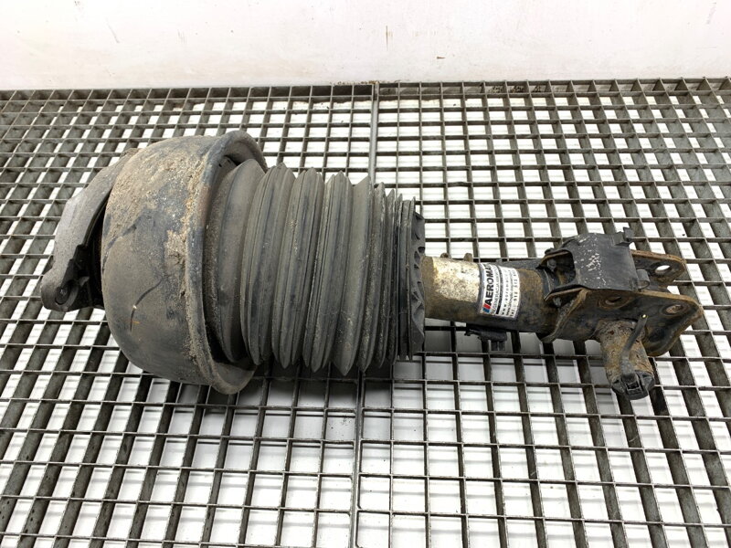 Tlumič pravý přední Mercedes-benz CLS Shooting Brake (X218) 2012 - 2017