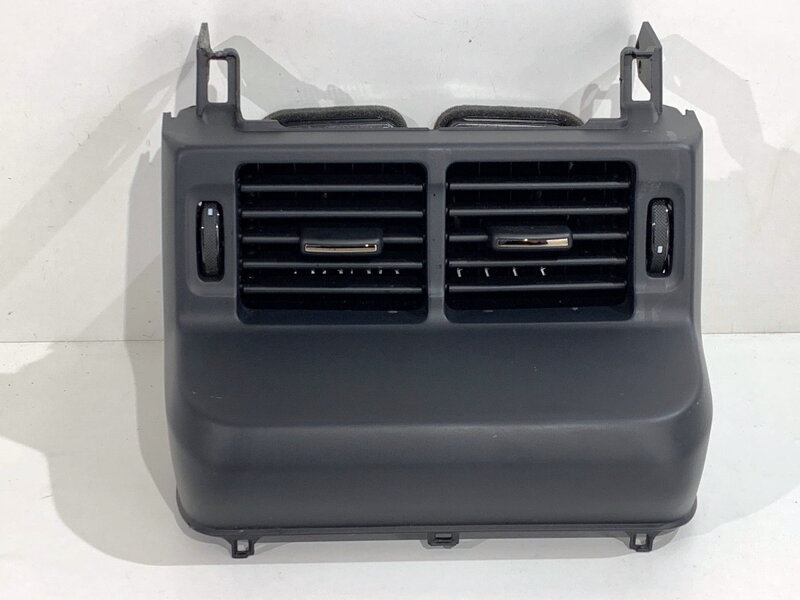 Mřížka ventilace zadní Land Rover Range Rover Evoque (L551) 2018 - 2022 R8A2-014A22-AA