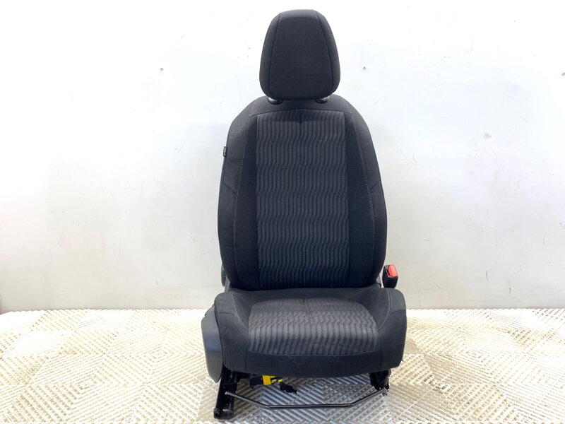 Sedadlo pravé přední Peugeot 308 SW II (LC_, LJ_, LR_, LX_, L4_) 2014 - 2021