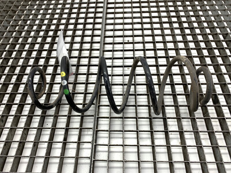 Pružina zadní Peugeot 308 SW II (LC_, LJ_, LR_, LX_, L4_) 2014 - 2021