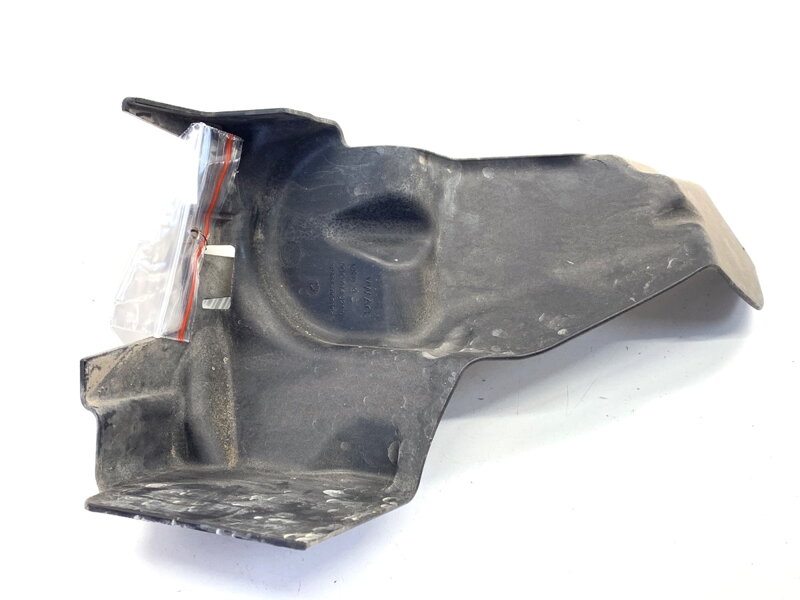 Kryt čerpadla Audi A3 Limousine (8VS, 8VM) 2013 - 2022 5Q0614321C