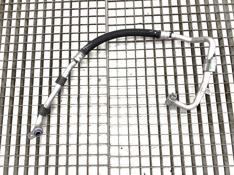 Hadice klimatizace Land Rover Range Rover Evoque (L551) 2018 - 2022 M8D2-19N602-AF