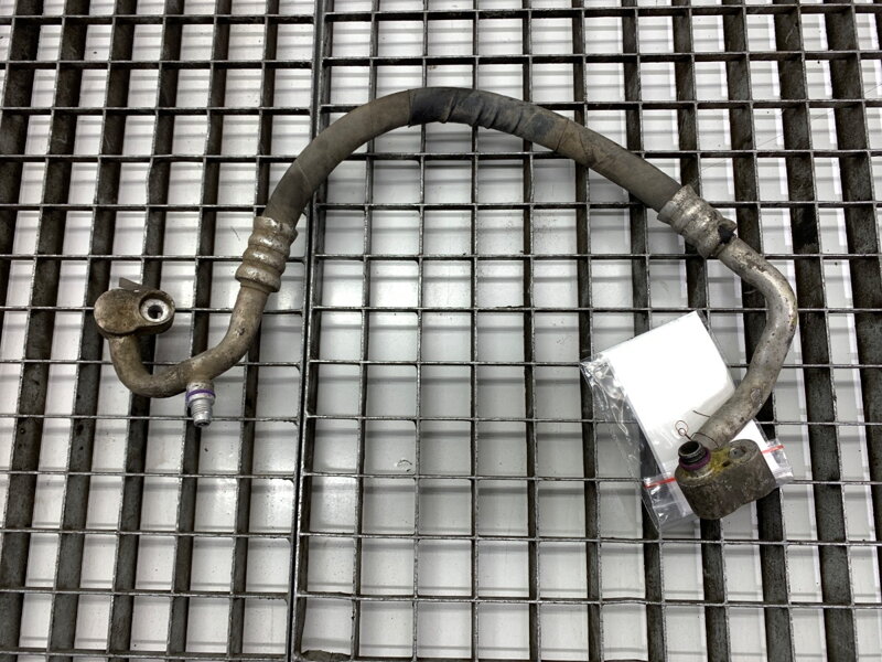 Hadice klimatizace VW Golf V (1K1) 2003 - 2010 1K0820721D