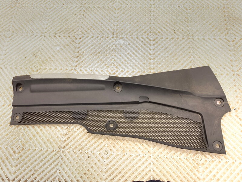 Kryt torpéda pravý Land Rover Range Rover Evoque (L551) 2018 - 2022 K8D2-021B57-AF