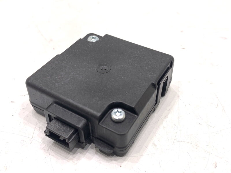 Modul řídicí jednotka Land Rover Range Rover Evoque (L551) 2018 - 2022 K8D2-15K622-DB