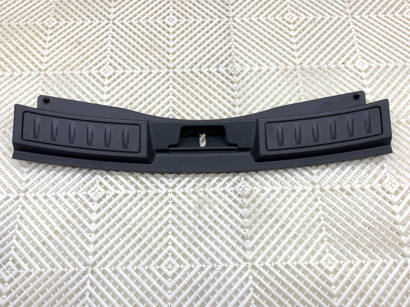 Kryt čela zadního Land Rover Range Rover Evoque (L551) 2018 - 2022 K8D2-113A10-AB